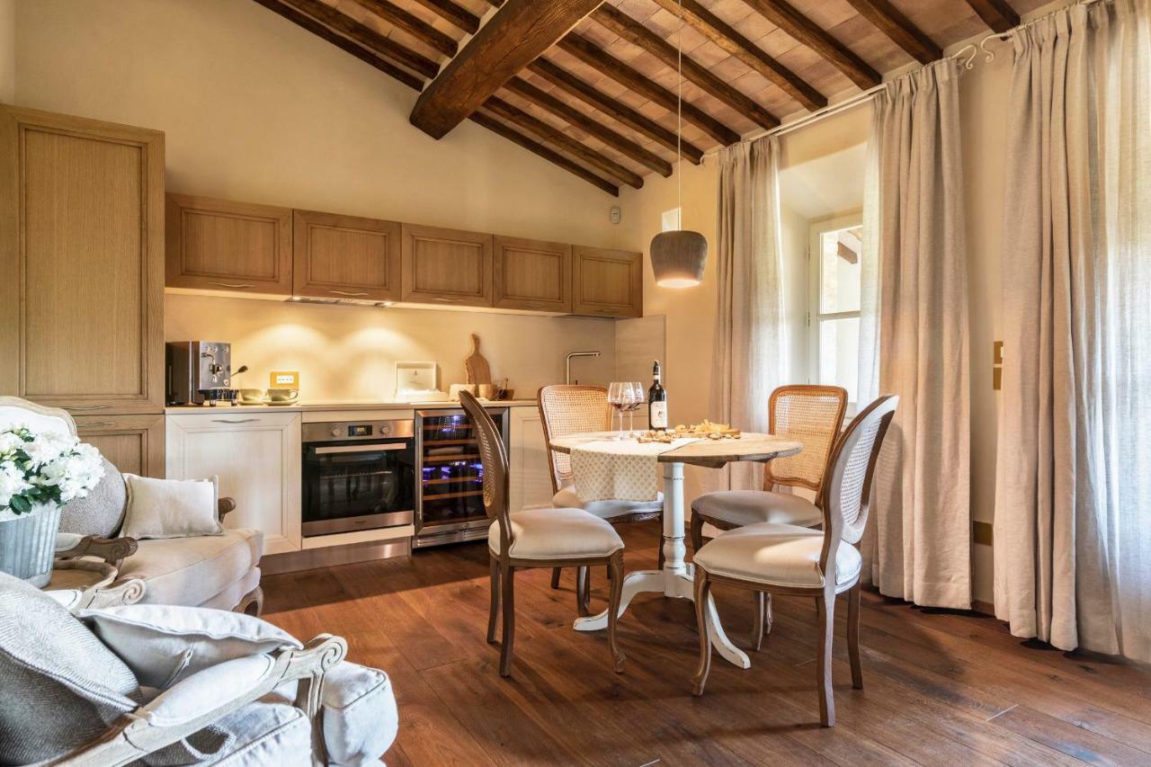 Capanna Suites Montalcino Bagian luar foto