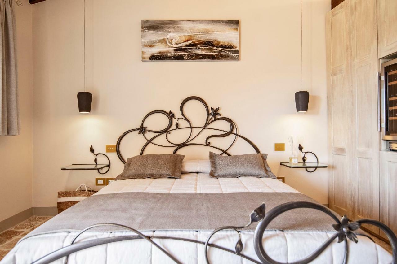 Capanna Suites Montalcino Bagian luar foto